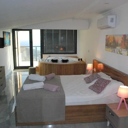 Kaskalkandenizmanzingjacuzzi With Icatacoddaire Apartment Kas